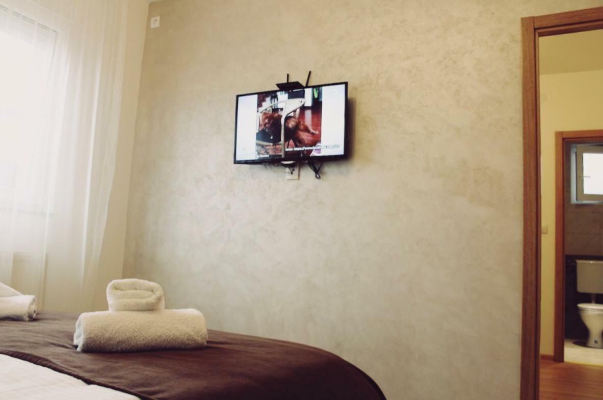 크랄레보 Konaciste Simce B&B 외부 사진